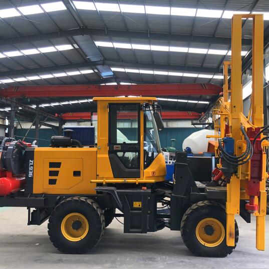 鋼板護(hù)欄打樁機，農(nóng)村波形護(hù)欄打孔機熱銷