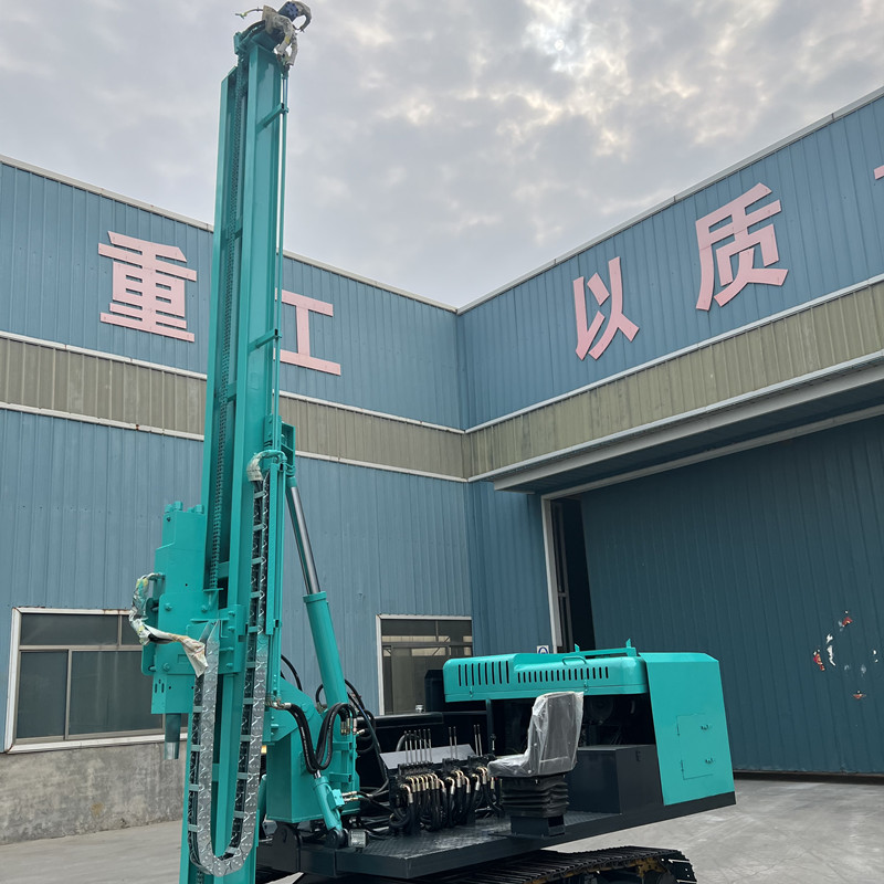 光伏打樁機(jī)