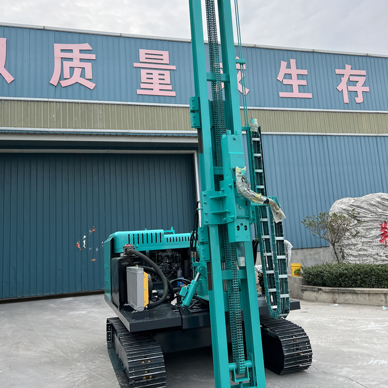 光伏打樁機(jī)